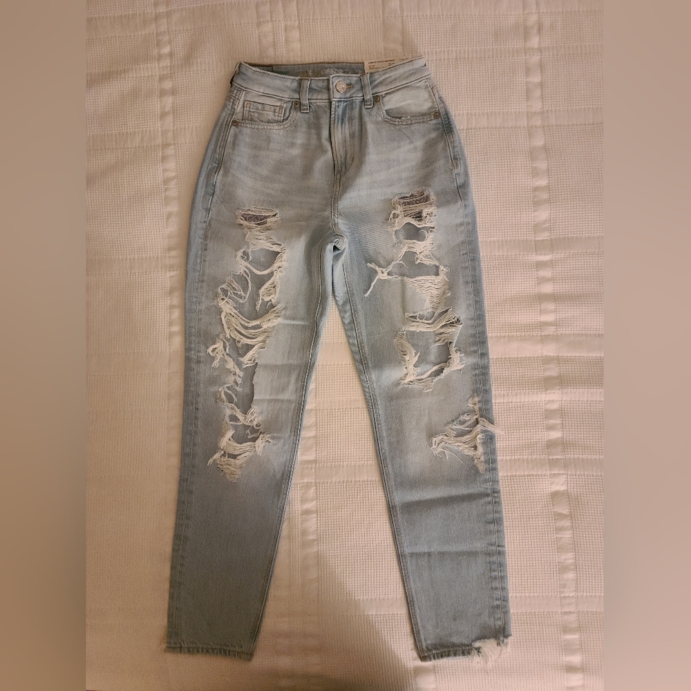 NWT, American Eagle, Comfort Stretch Waistband, Mom Jean, Size 0 (25)